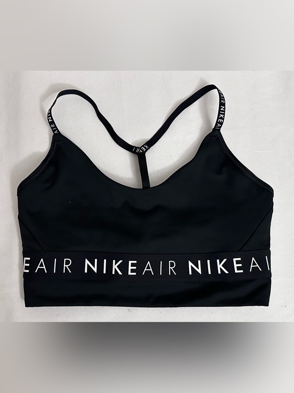 Nike Air Indy Dri-FIT Sports Bra Size Medium Black
